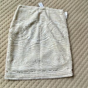White House Black Market off white lace skirt